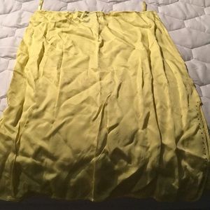 BR Size 10 canary yellow side slit stone detail